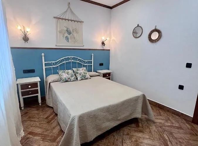 Casa Loli - Solo Familias Y Parejas * קוניל דה לה פרונטרה