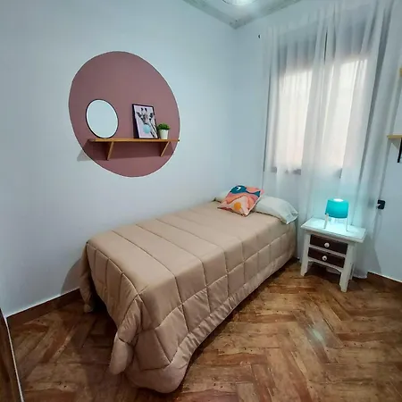 Casa Loli - Solo Familias Y Parejas *